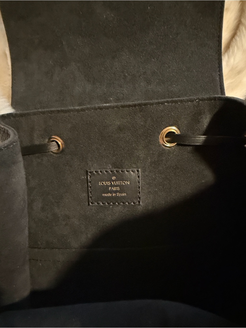 Louis Vuitton Monogram Empreinte Montsouris Backpack - Picture 4 of 14